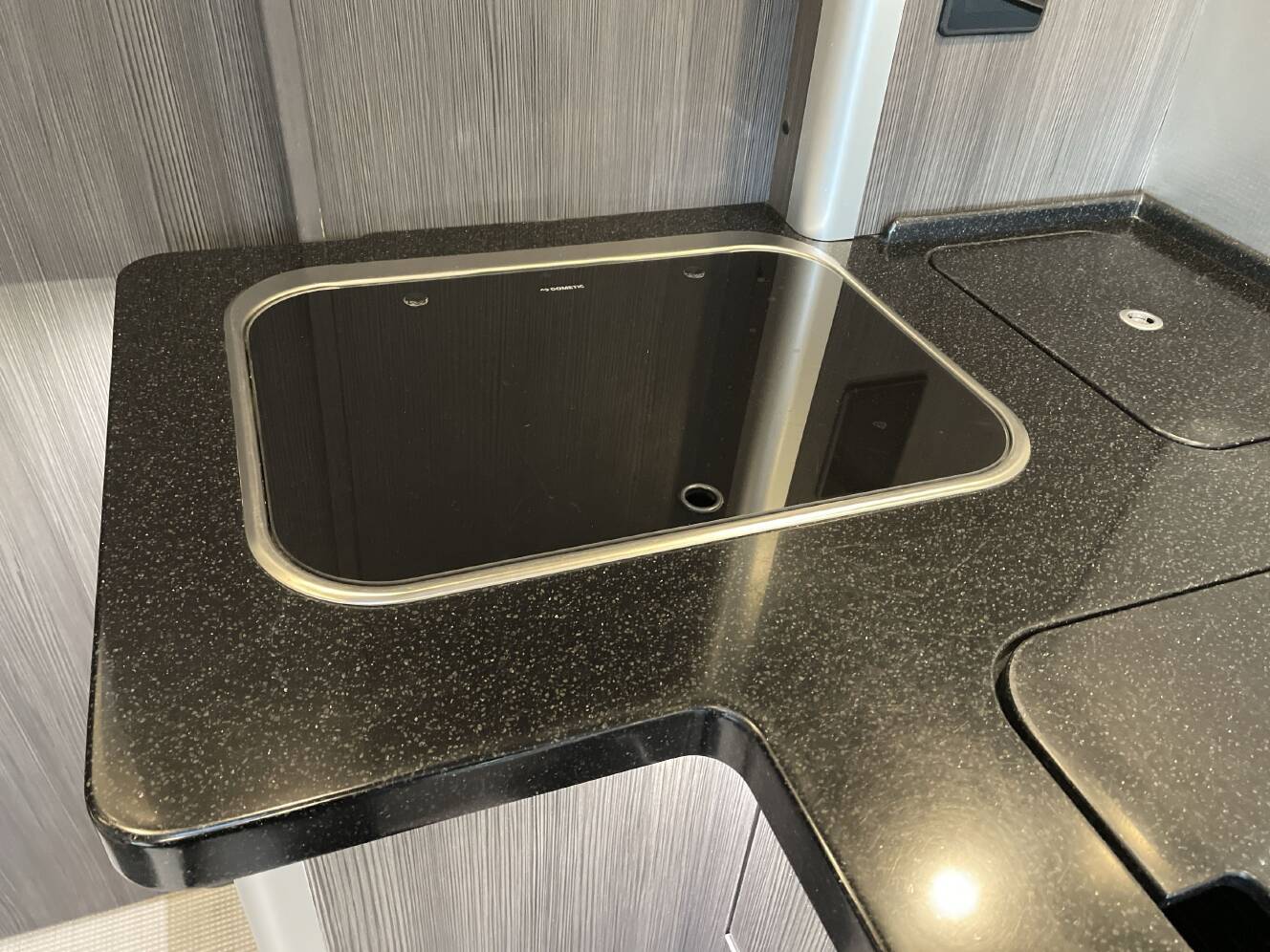 A photo of this 2021 Airstream ATLAS MURPHY SUITE