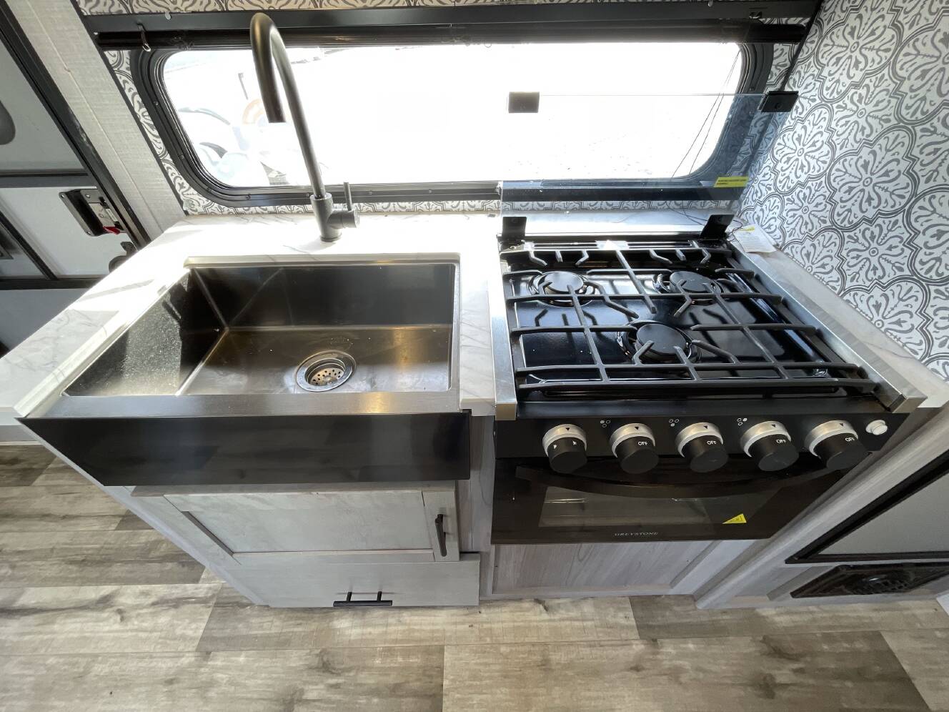 A photo of this 2022 Coleman COLEMAN LIGHT 1805RB