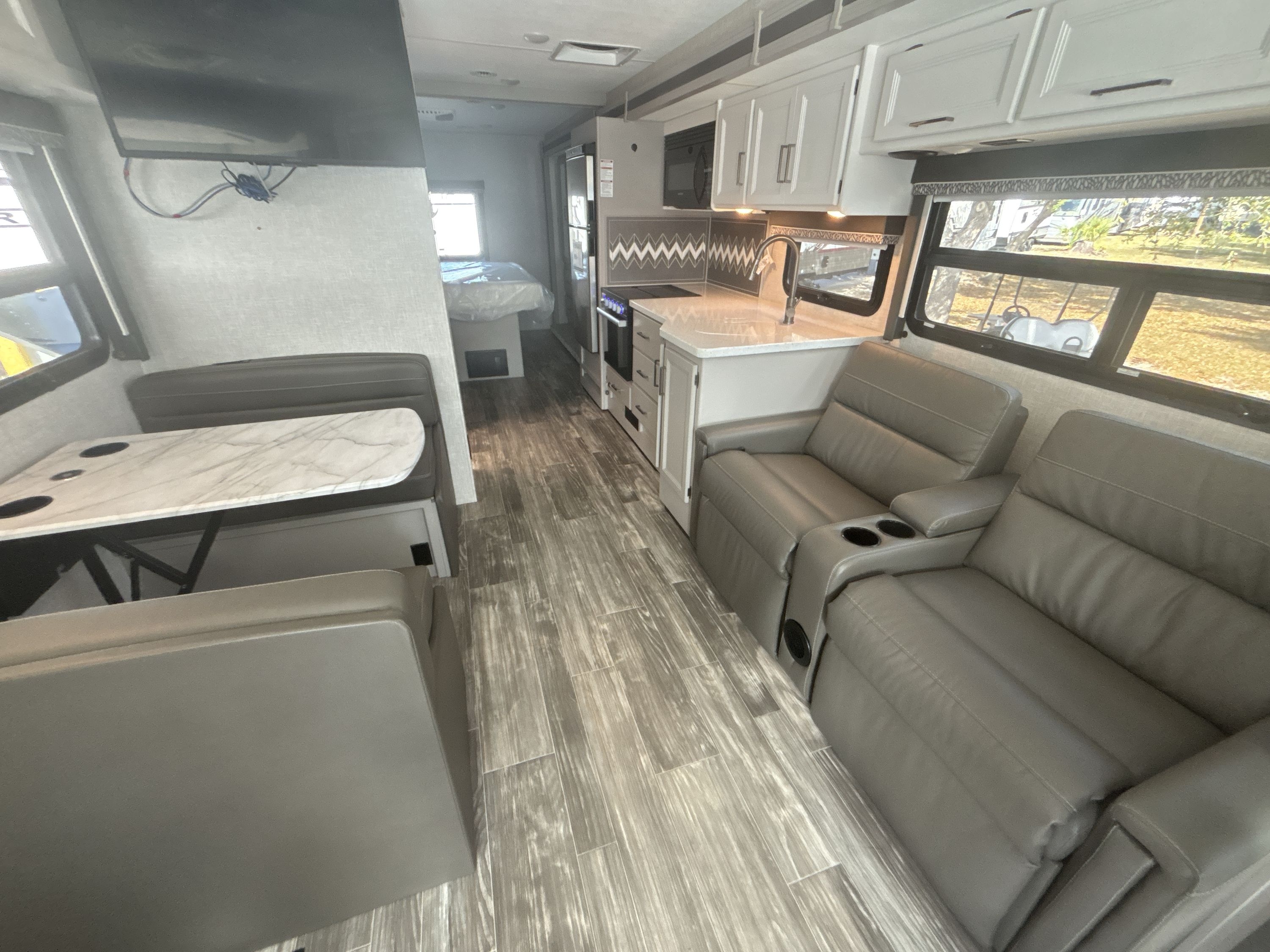2024 Thor HURRICANE 29M in bartow FL