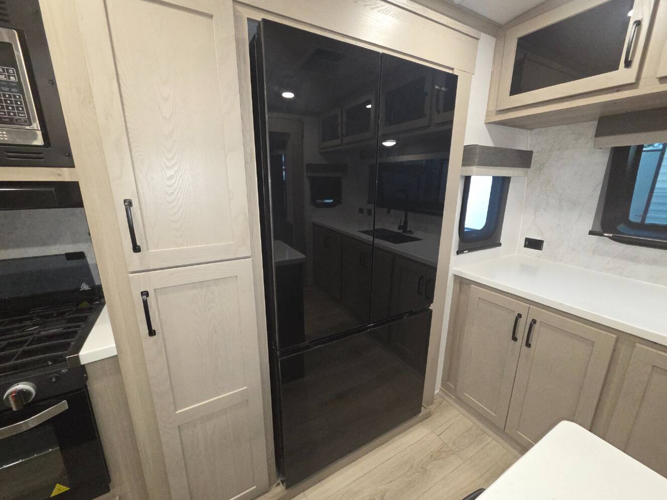 A photo of this 2025 Forest River ROCKWOOD SIGNATURE 8339FK