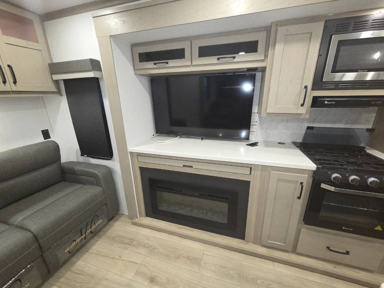 A photo of this 2025 Forest River ROCKWOOD SIGNATURE 8339FK