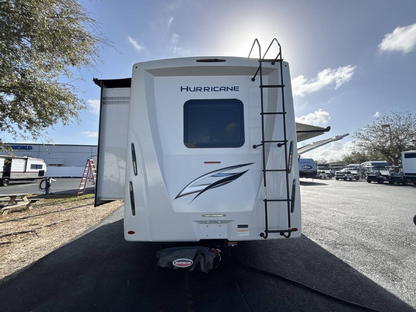 A photo of this 2024 Thor HURRICANE 29M
