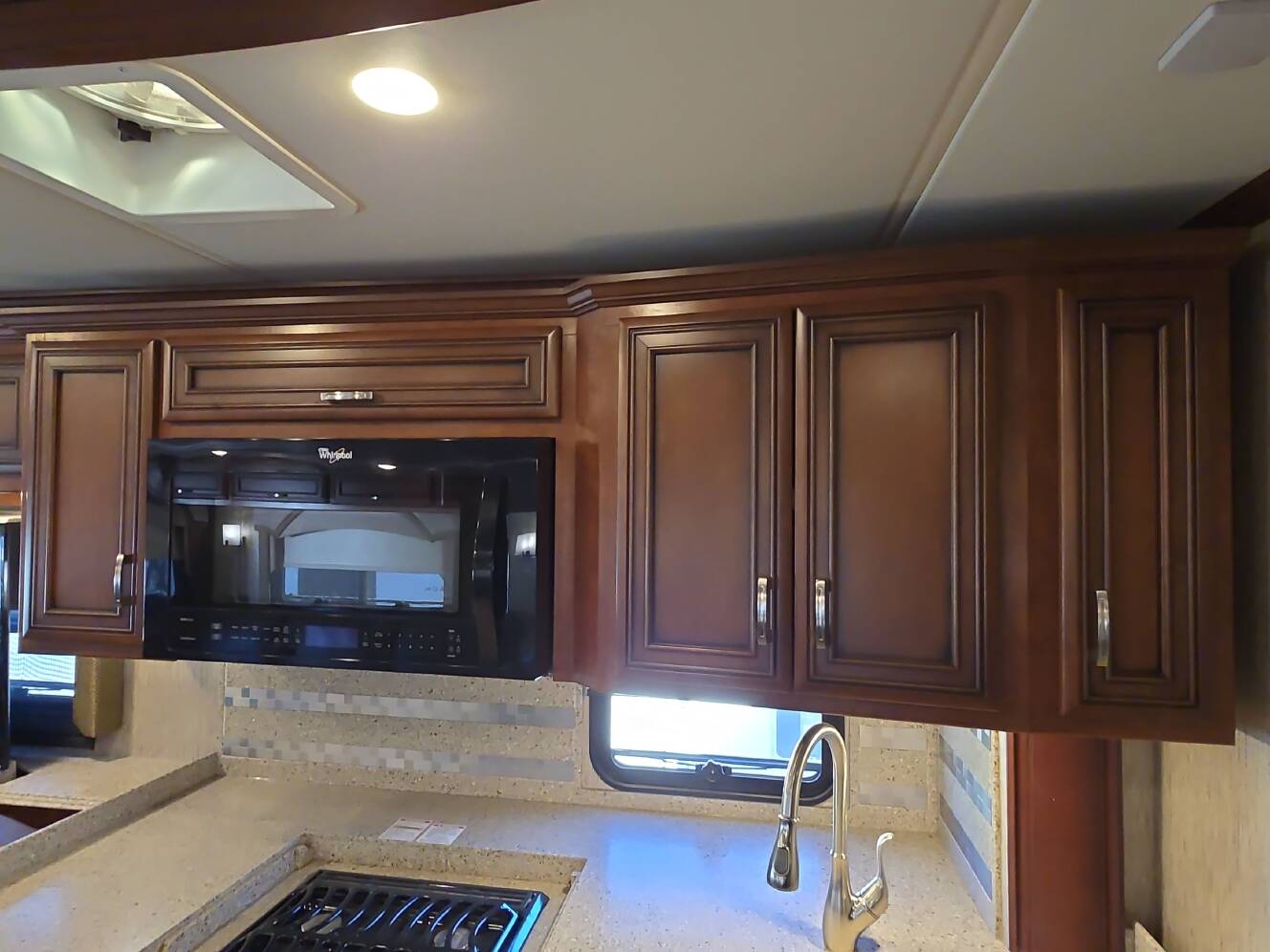 A photo of this 2016 Newmar VENTANA 4037