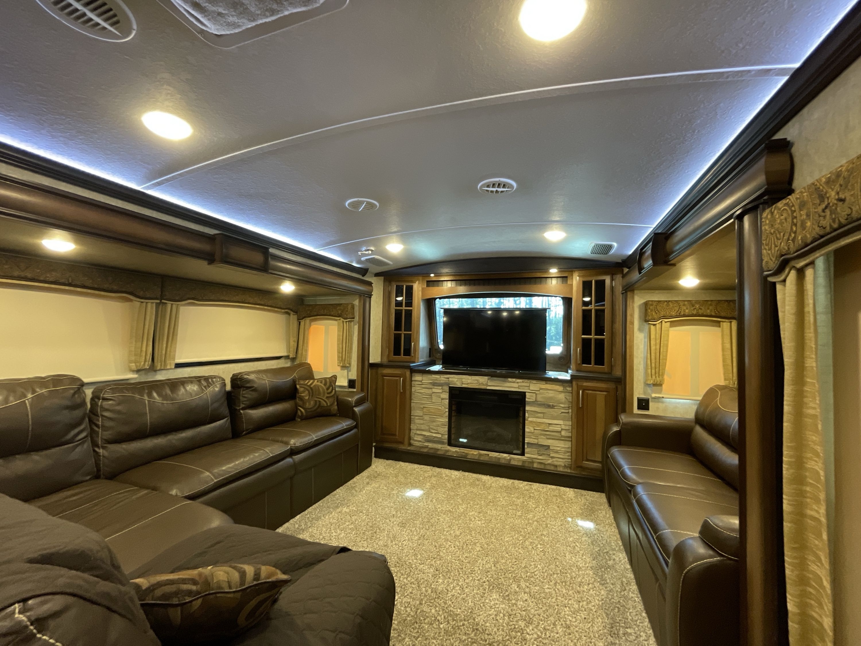 2017 Keystone MONTANA 3711FL in dothan AL