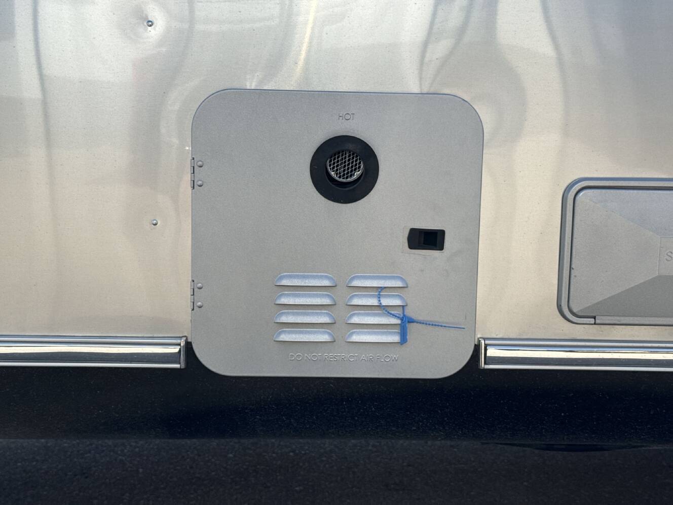 A photo of this 2023 Airstream POTTERY BARN 28RB TWIN