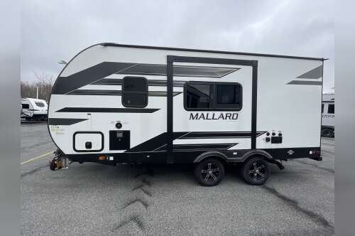 2023 Heartland MALLARD IDM210RB in hamburg PA
