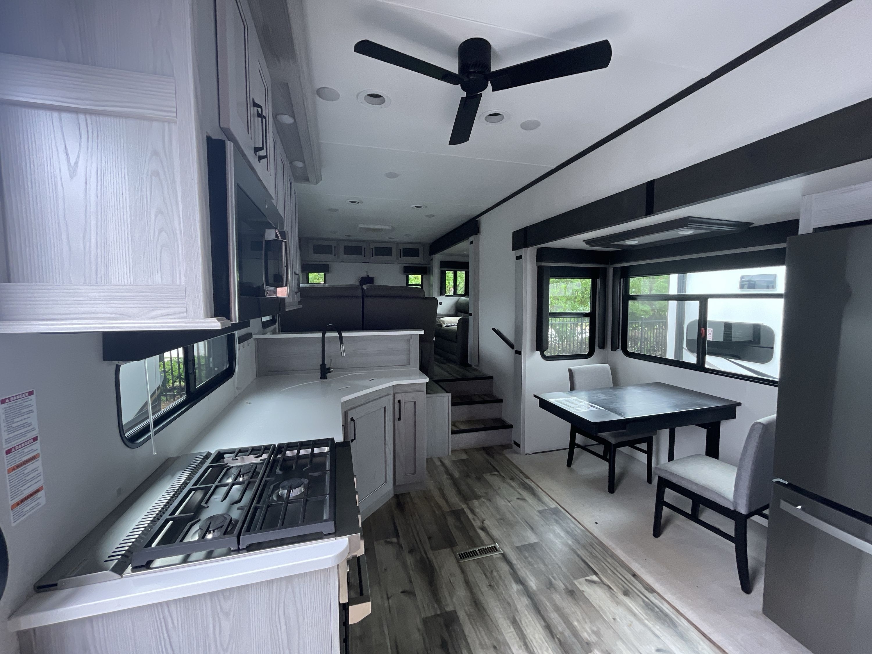 2023 Keystone MONTANA HIGH COUNTRY 373RD in oakwood GA