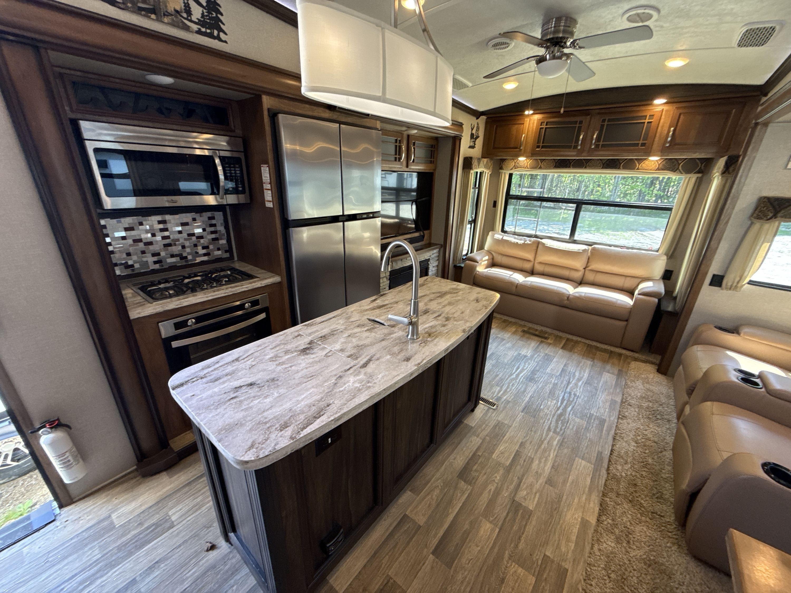 2018 Keystone MONTANA 3160RL in center conway NH