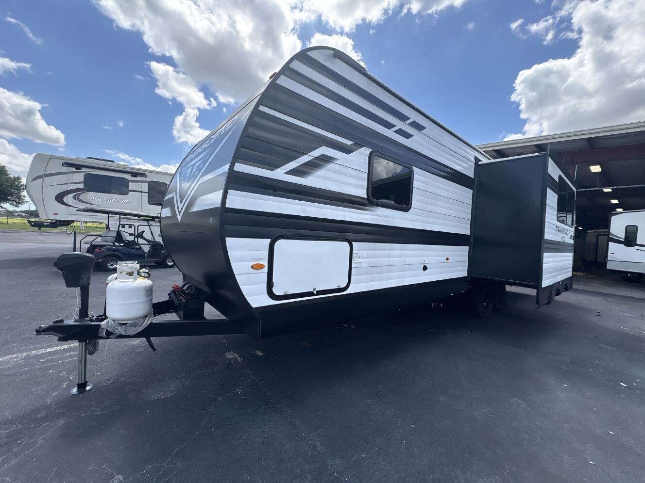 A photo of this 2024 Grand Design TRANSCEND XPLOR 265BH