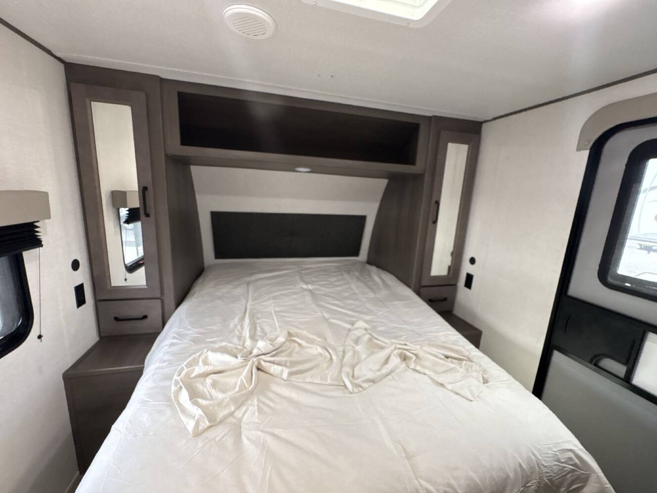 A photo of this 2024 Grand Design TRANSCEND XPLOR 265BH