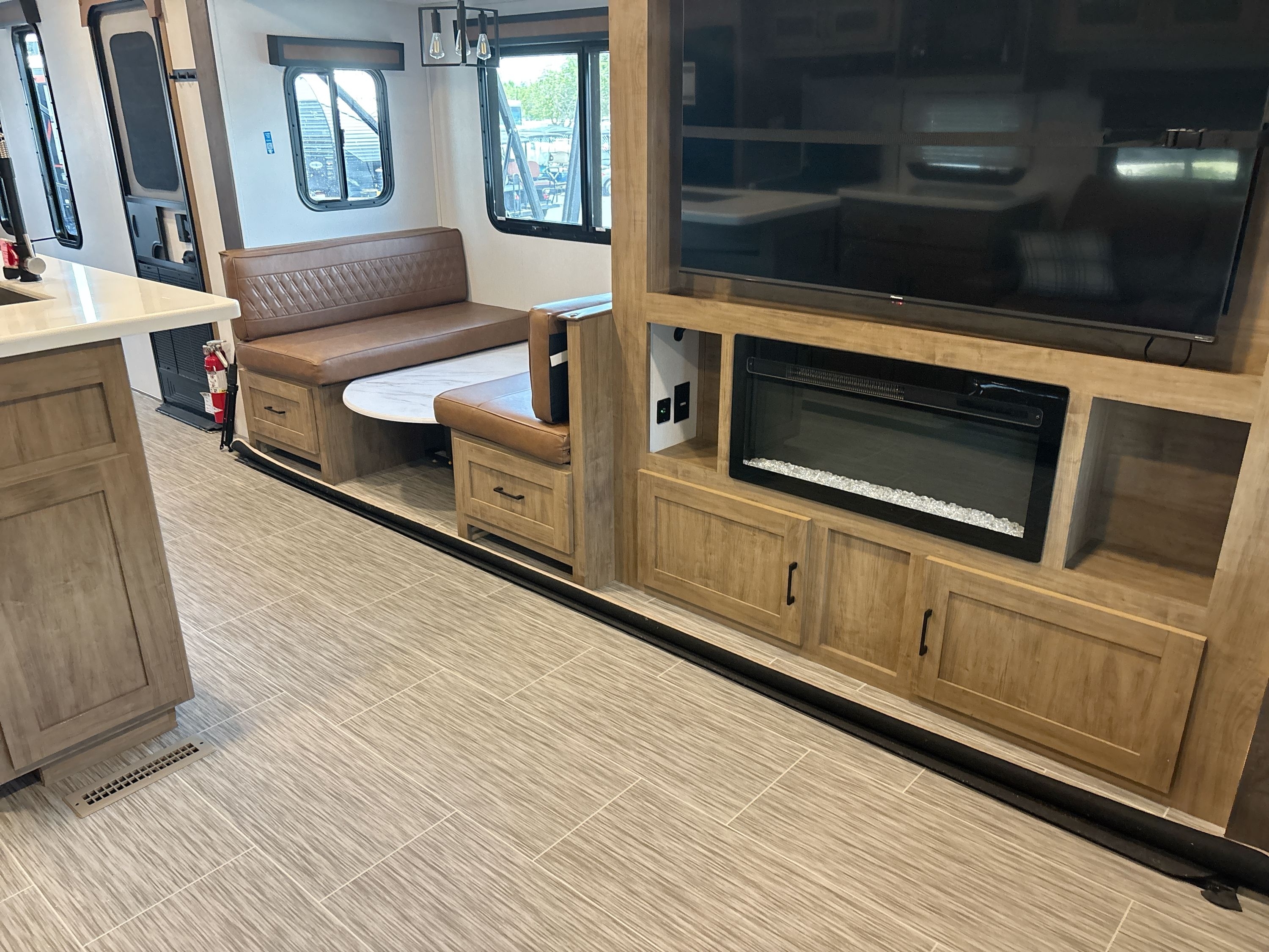 2024 Coachmen FREEDOM EXPRESS LIBERTY EDITION 324RLDSLE in fort myers FL