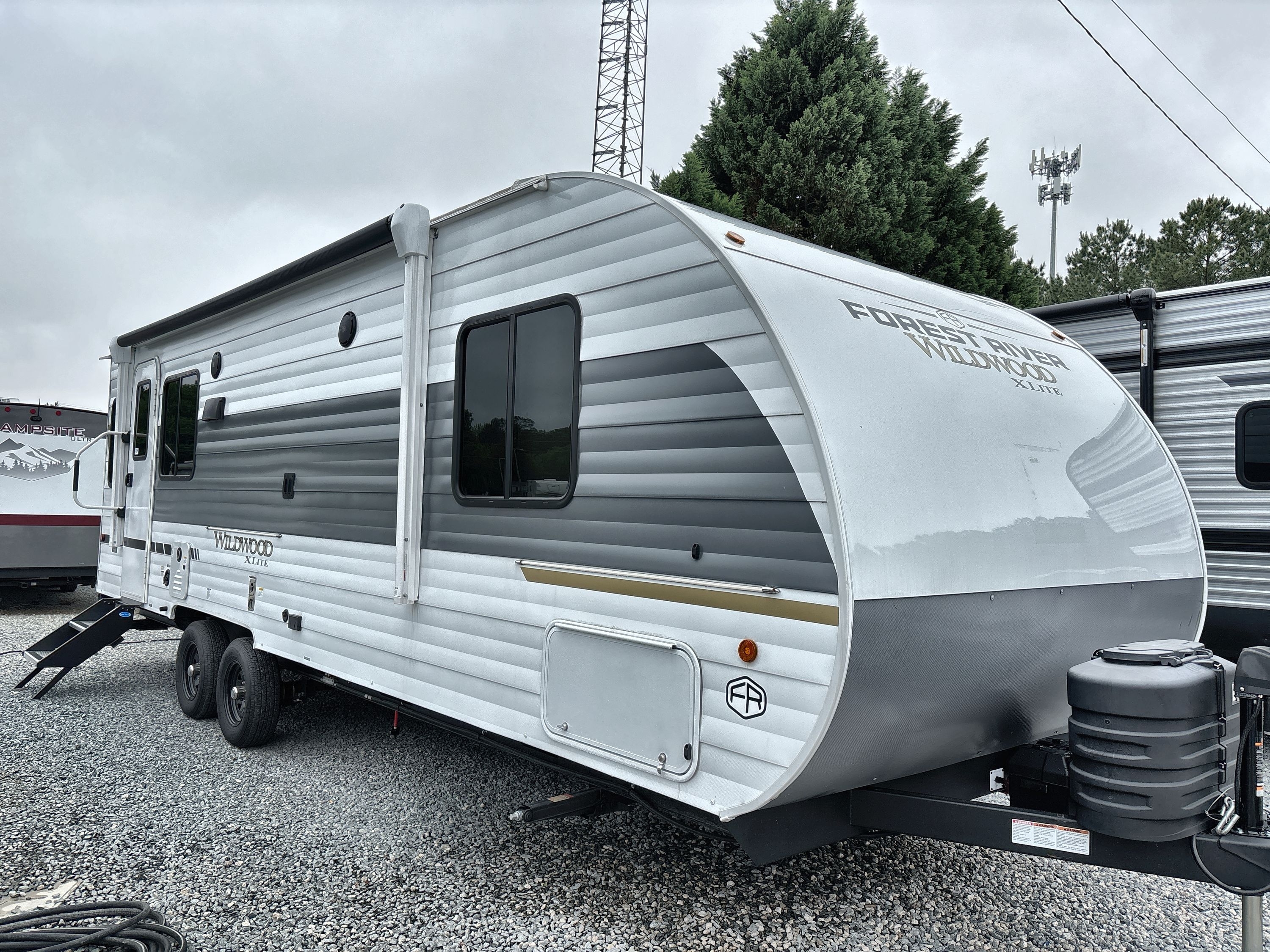 2025 Forest River WILDWOOD X-LITE 24RLXL RV