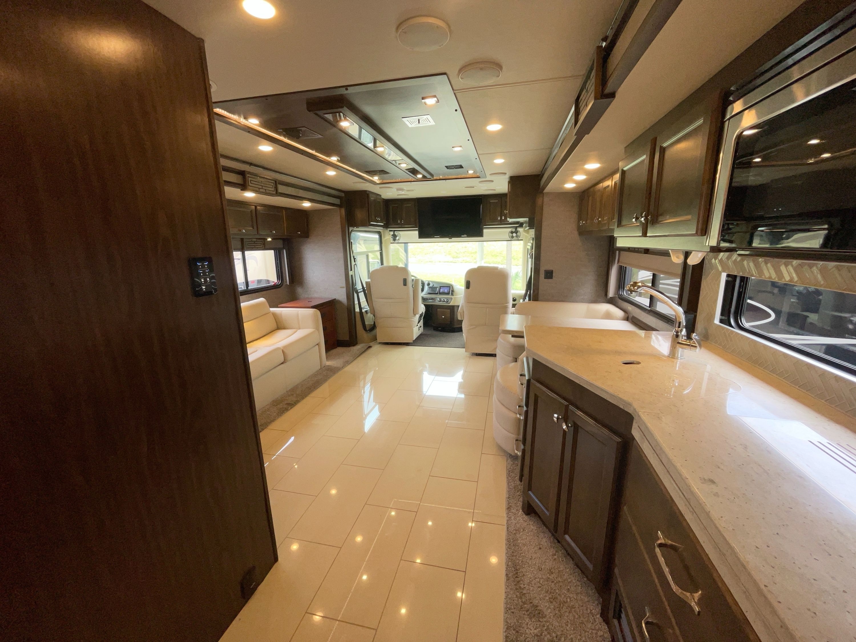 2020 Tiffin ALLEGRO RED 33AA in dover FL