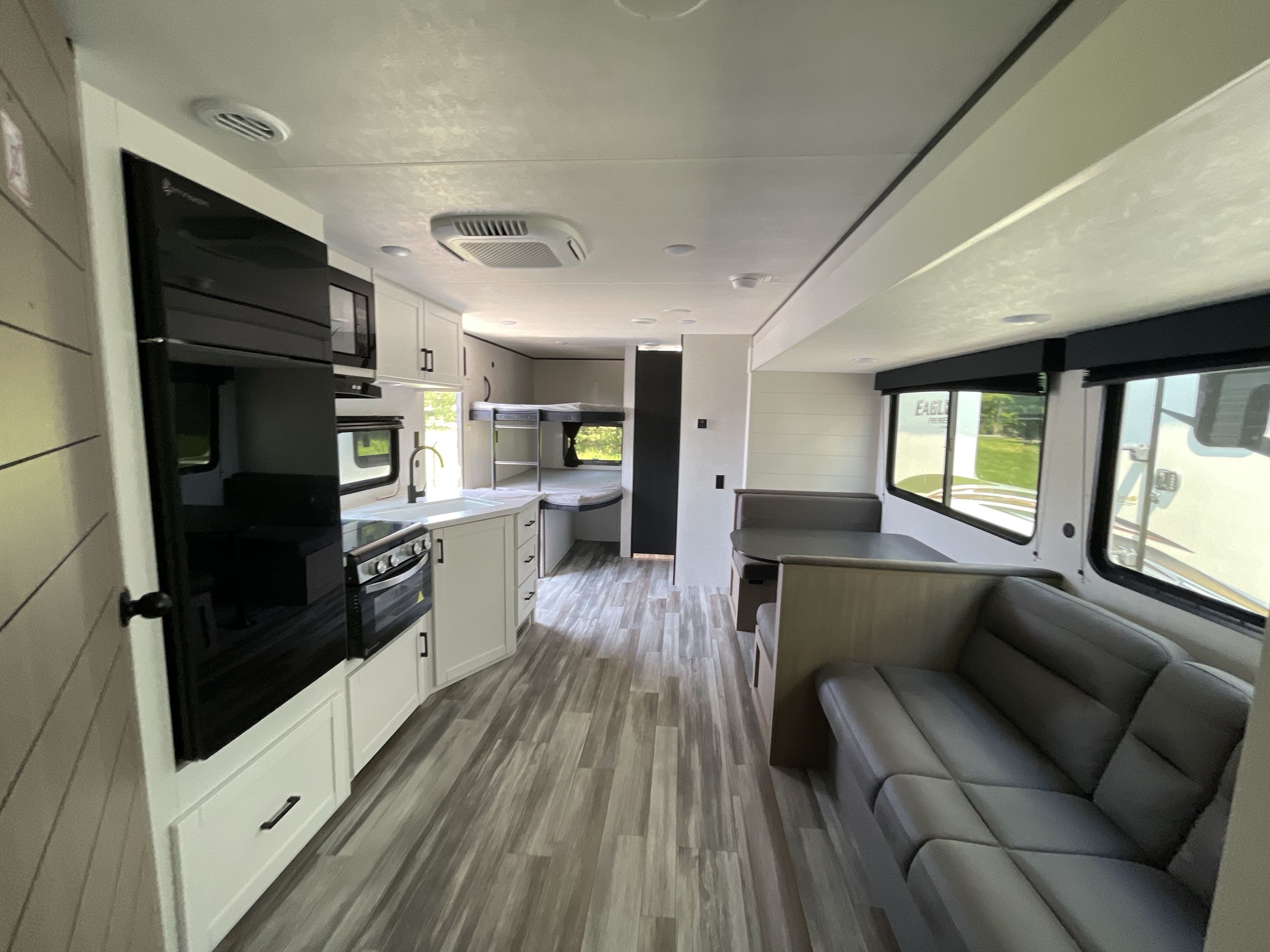 2026 Jayco JAY FLIGHT SLX 263BHS in west coxsackie NY