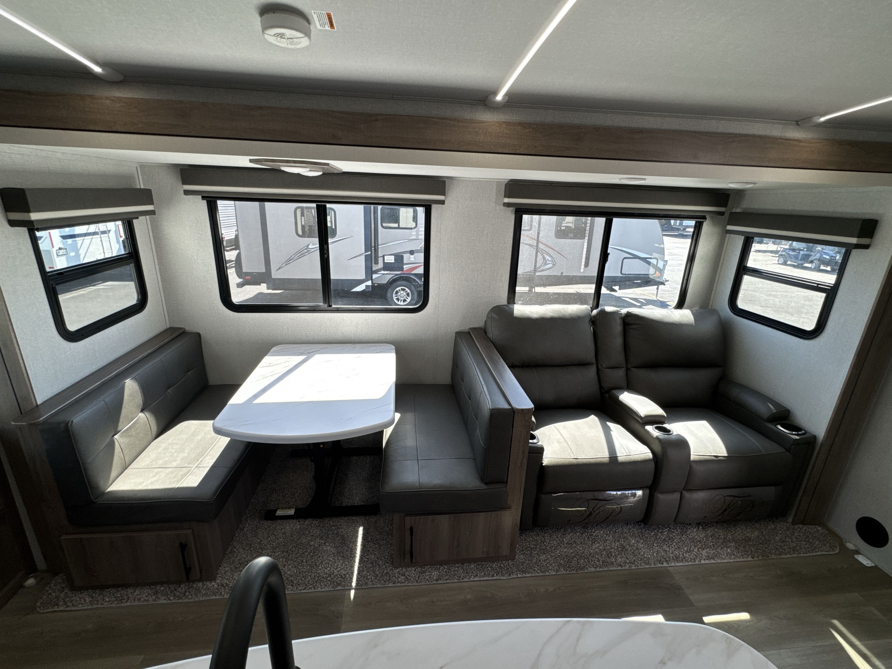 2024 Grand Design IMAGINE 2670MK in churchville NY