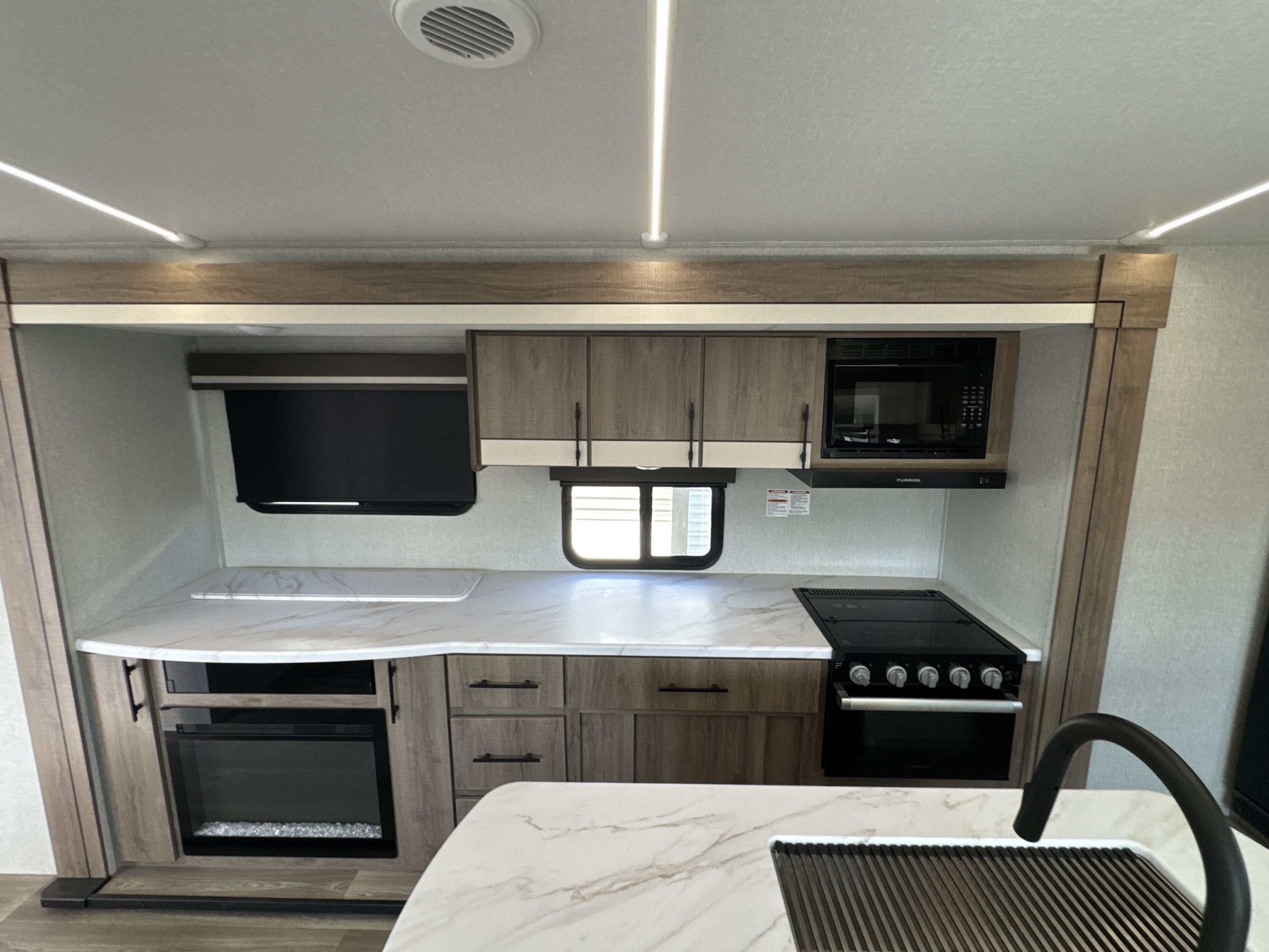 2024 Grand Design IMAGINE 2670MK in churchville NY