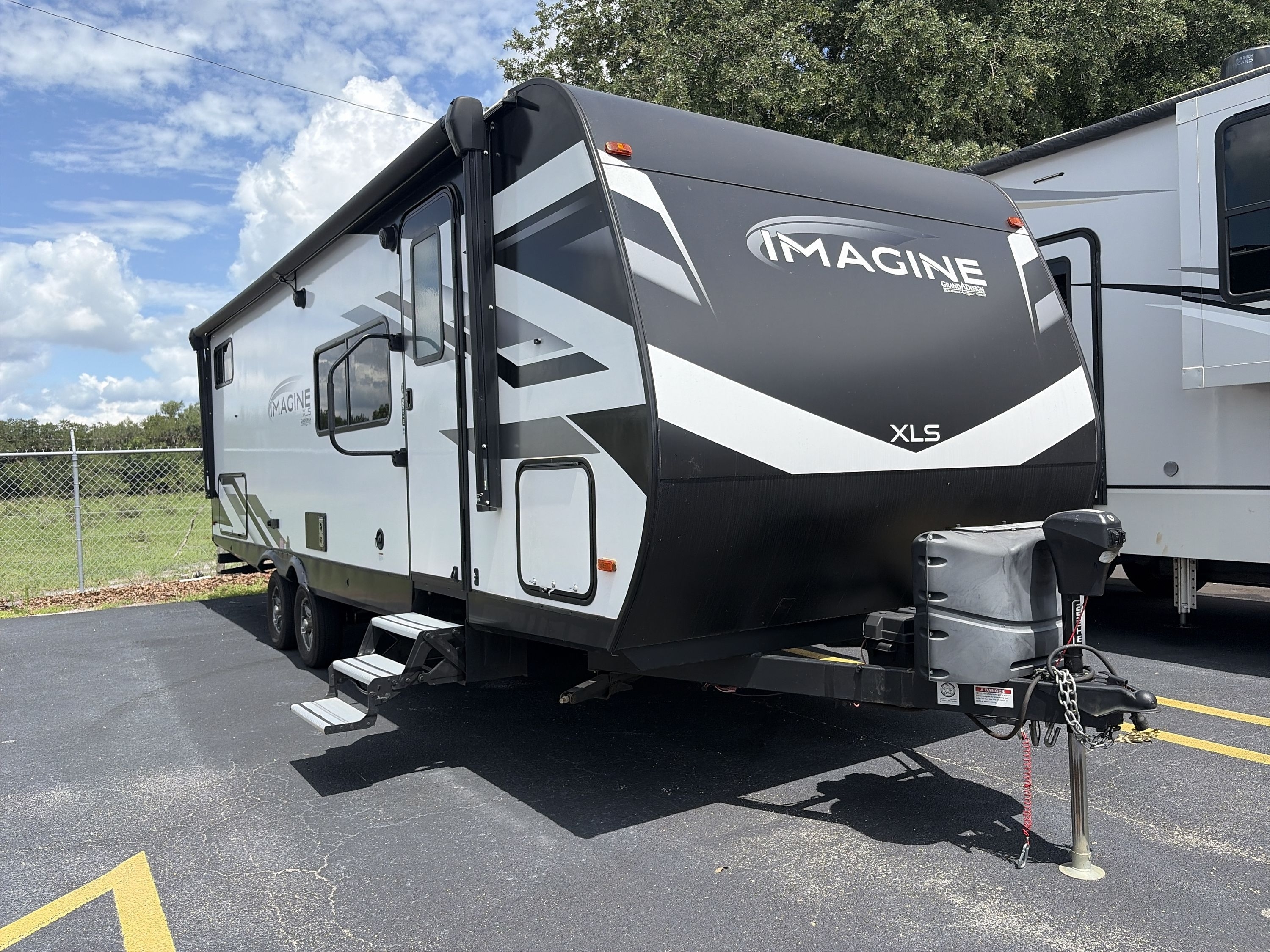 2023 Grand Design IMAGINE XLS 25BHE in bartow FL