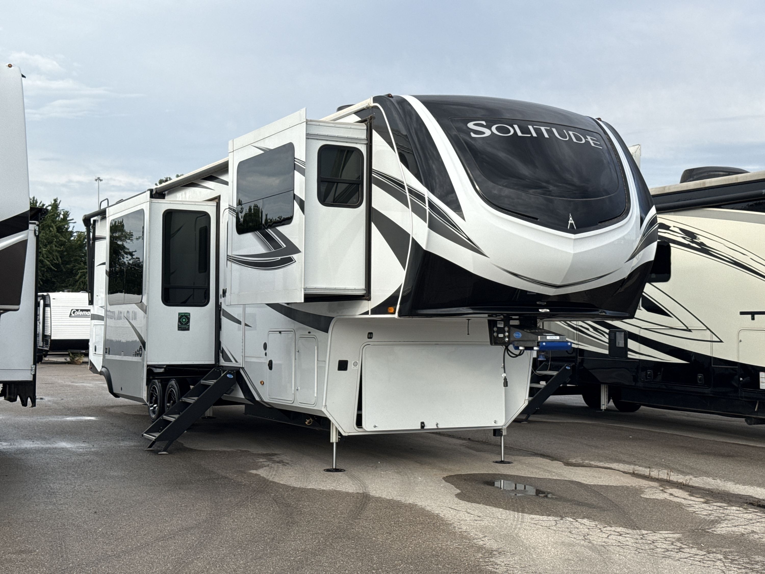 2025 Grand Design SOLITUDE 382WB in oklahoma city OK