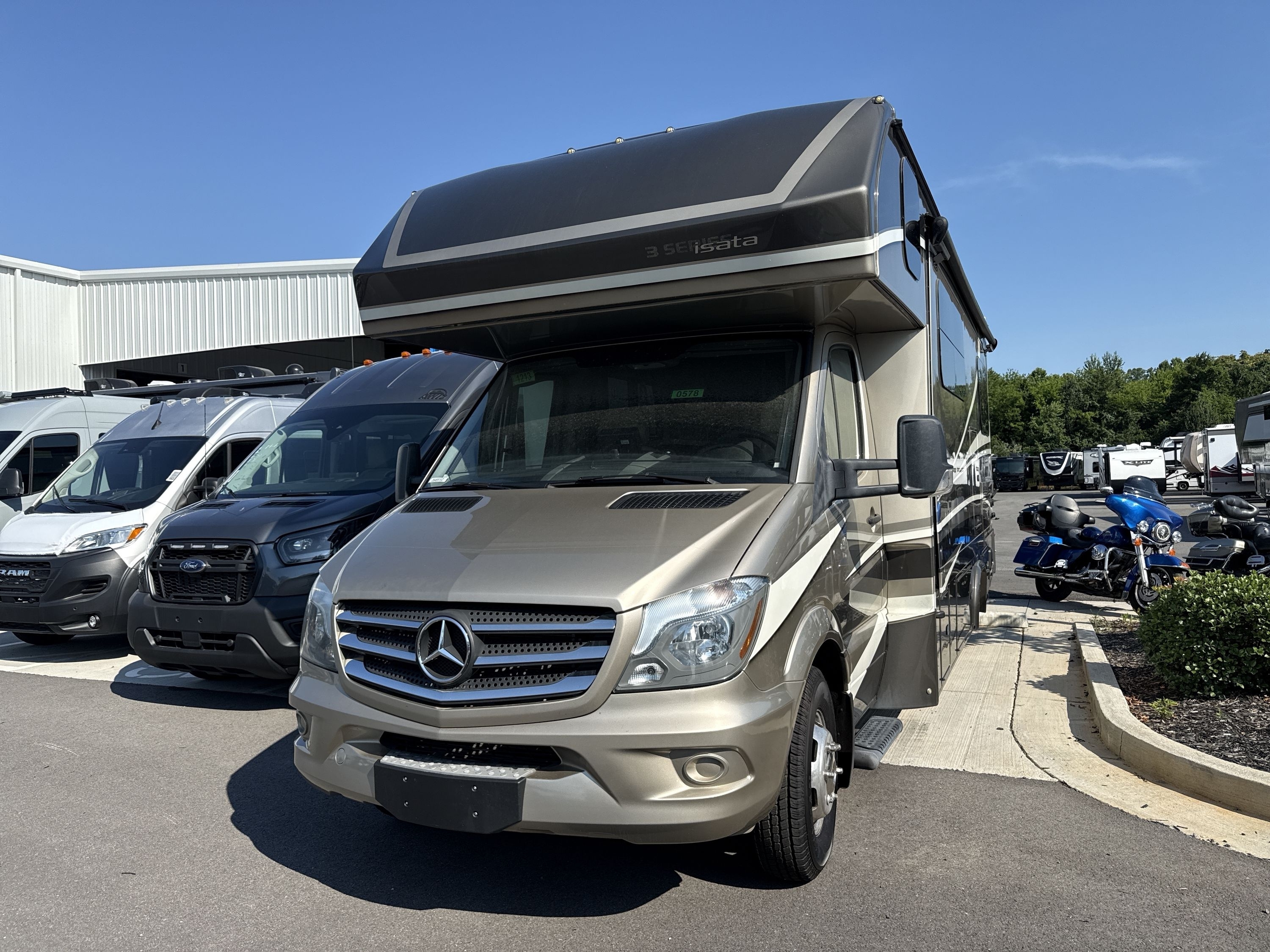 2020 Dynamax ISATA 3 24FW RV