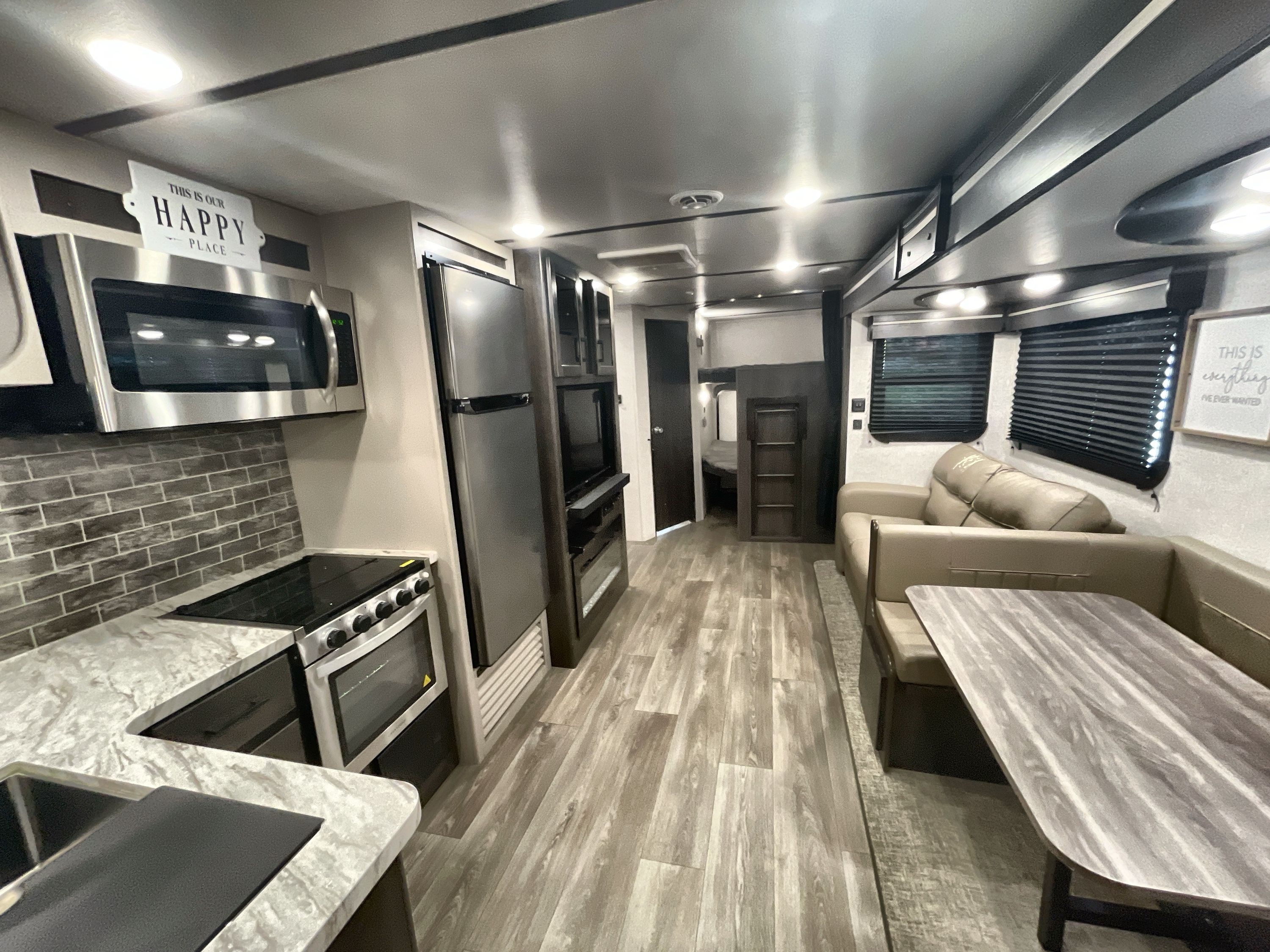 2022 Crossroads CRUISER AIRE 28BBH CR28BBH in denton TX