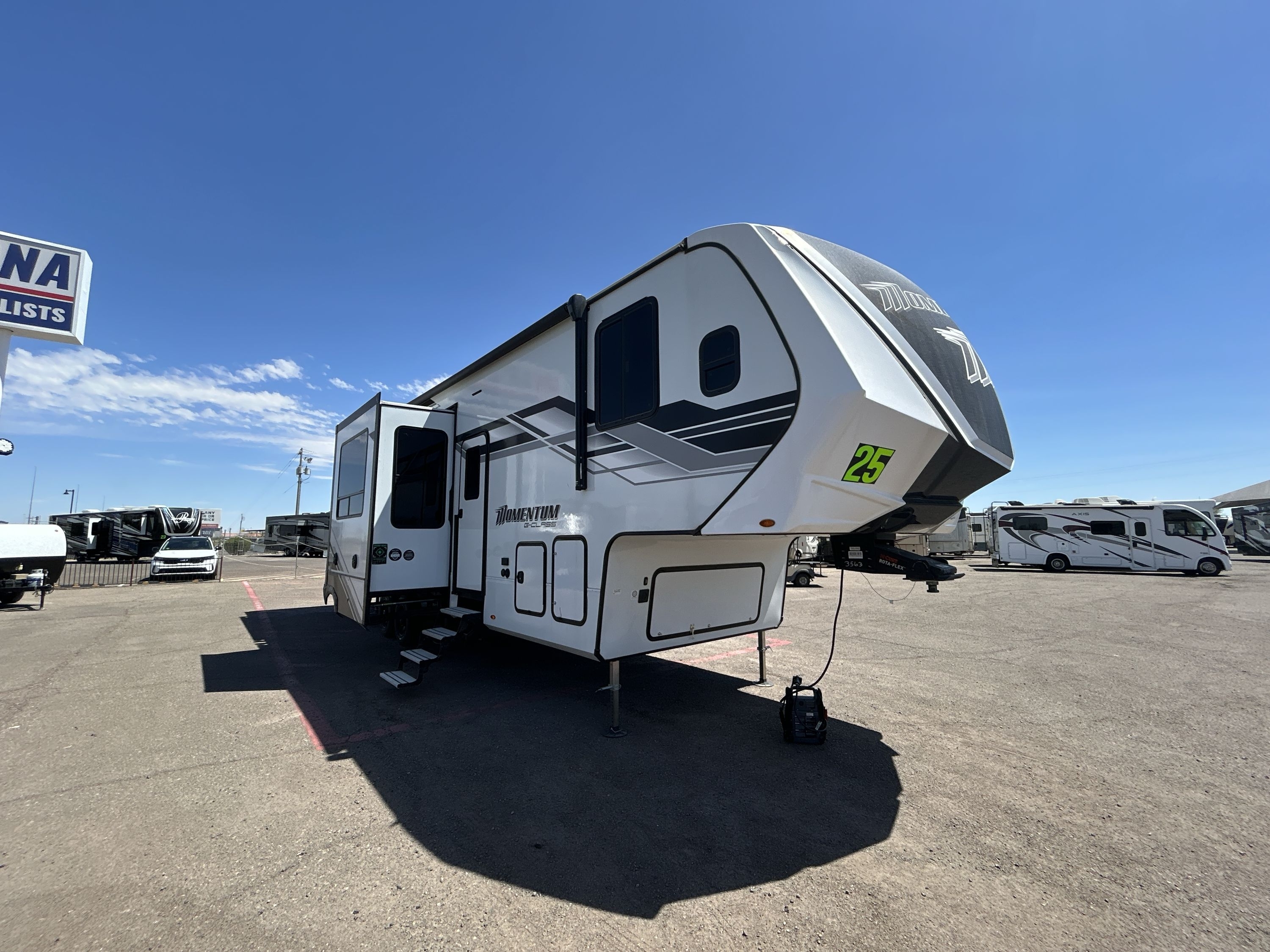 2025 Grand Design MOMENTUM G CLASS 350G Fifth Wheel Toy Hauler RV