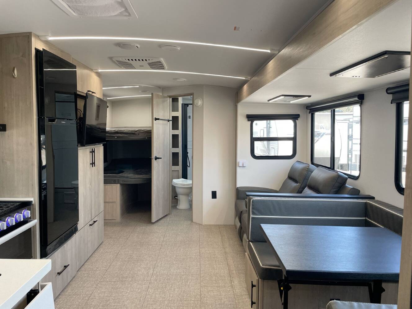 A photo of this 2025 Grand Design IMAGINE 2800BH