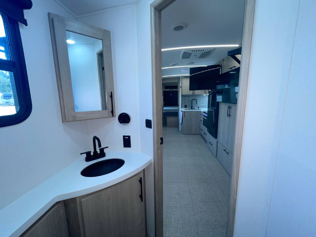 A photo of this 2025 Grand Design IMAGINE 2800BH