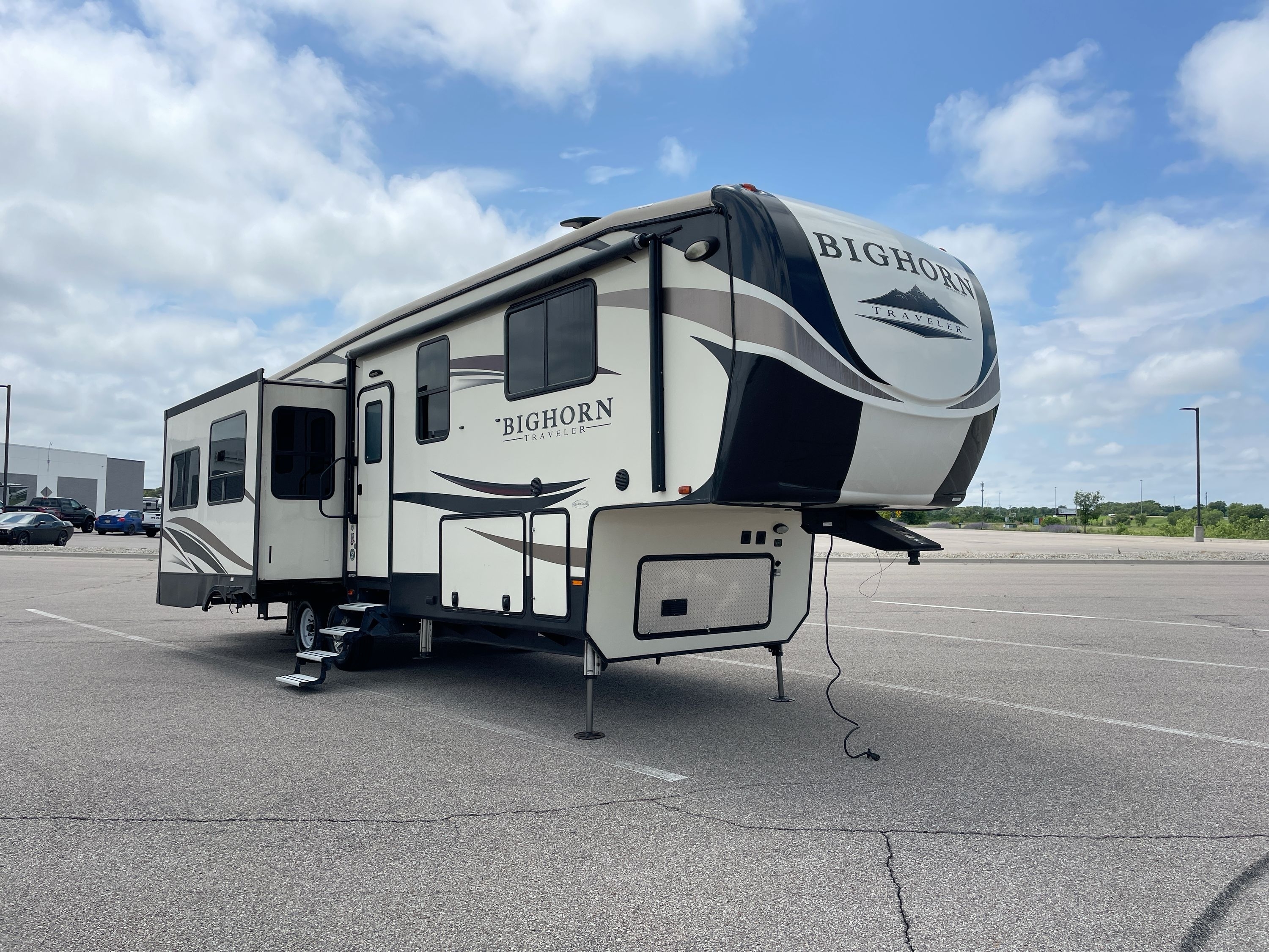 2019 Heartland BIGHORN TRAVELER 32RS RV