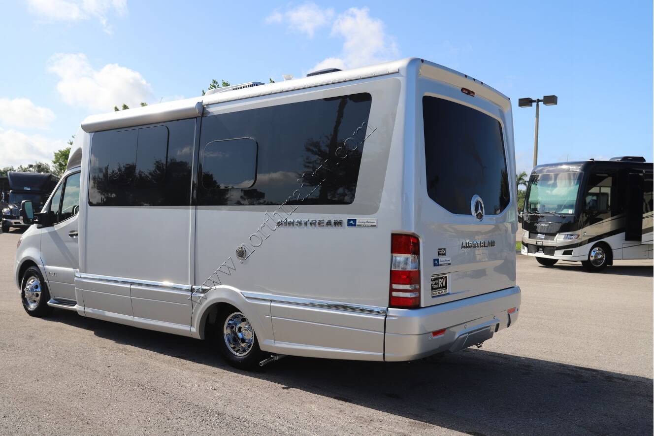 A photo of this 2026 Airstream Atlas Tommy Bahama