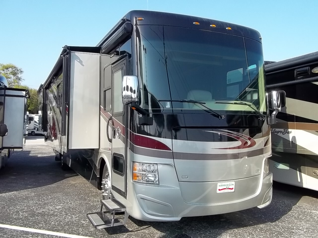 2016 Tiffin Motorhomes Allegro Red 37PA RV