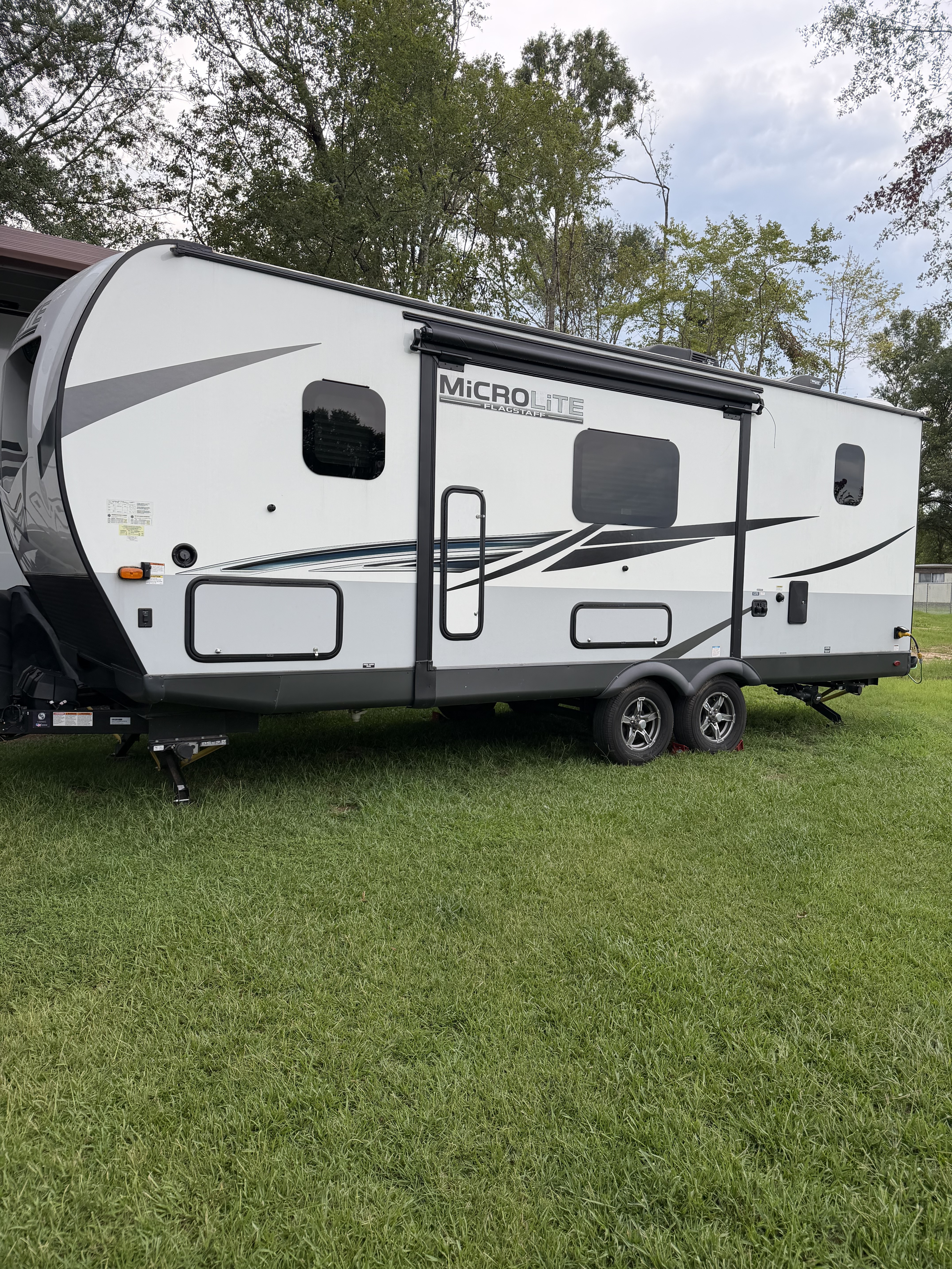 2021 Forest River FLAGSTAFF MICRO LITE 25BRDS RV