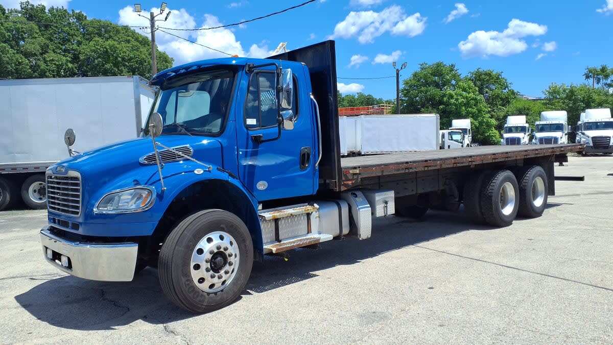 2020 FREIGHTLINER BUSINESS CLASS M2 106 in Warwick, RI