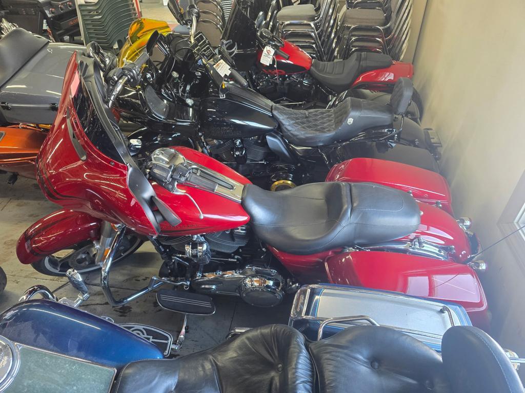 2020 Harley-Davidson STREET GLIDE BASE BASE in Anchorage, AK