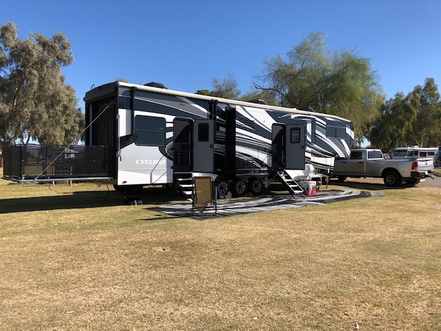 2021 Heartland CYCLONE 4006 in tehachapi CA