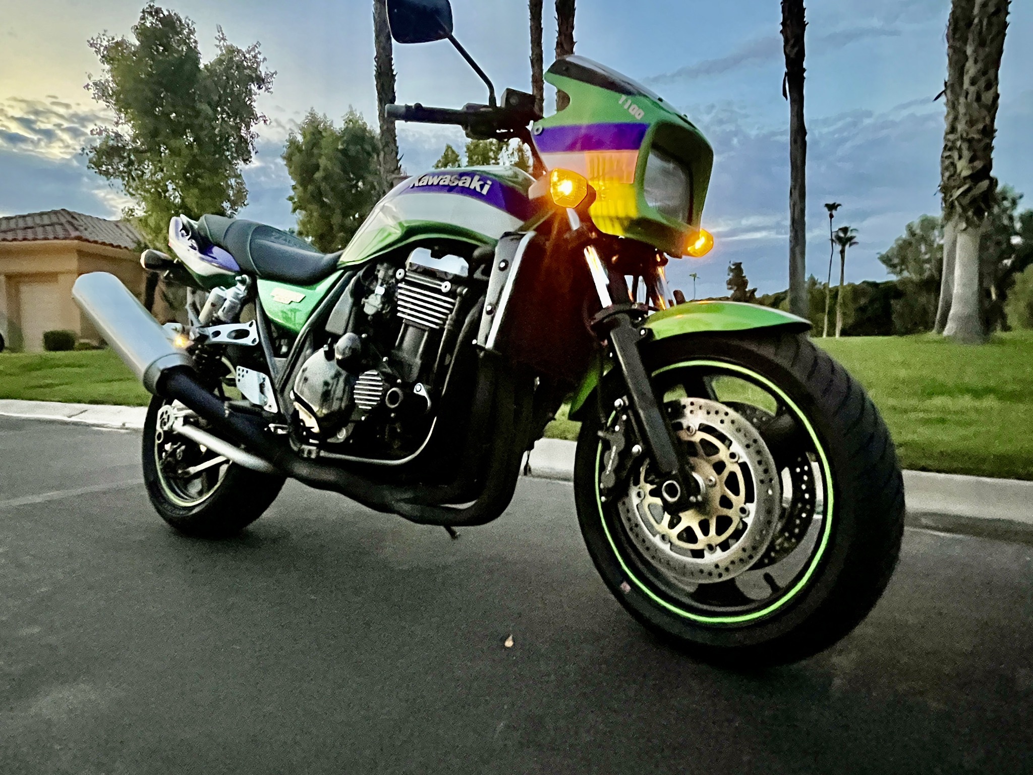 2000 Kawasaki ZRX 1100 1100 in Rancho Mirage, CA