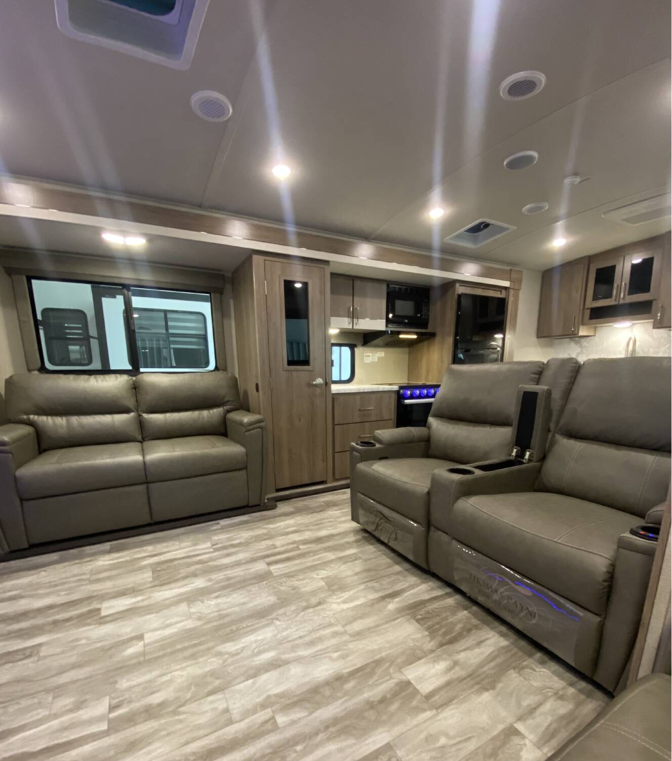 A photo of this 2022 Grand Design IMAGINE 3100RD