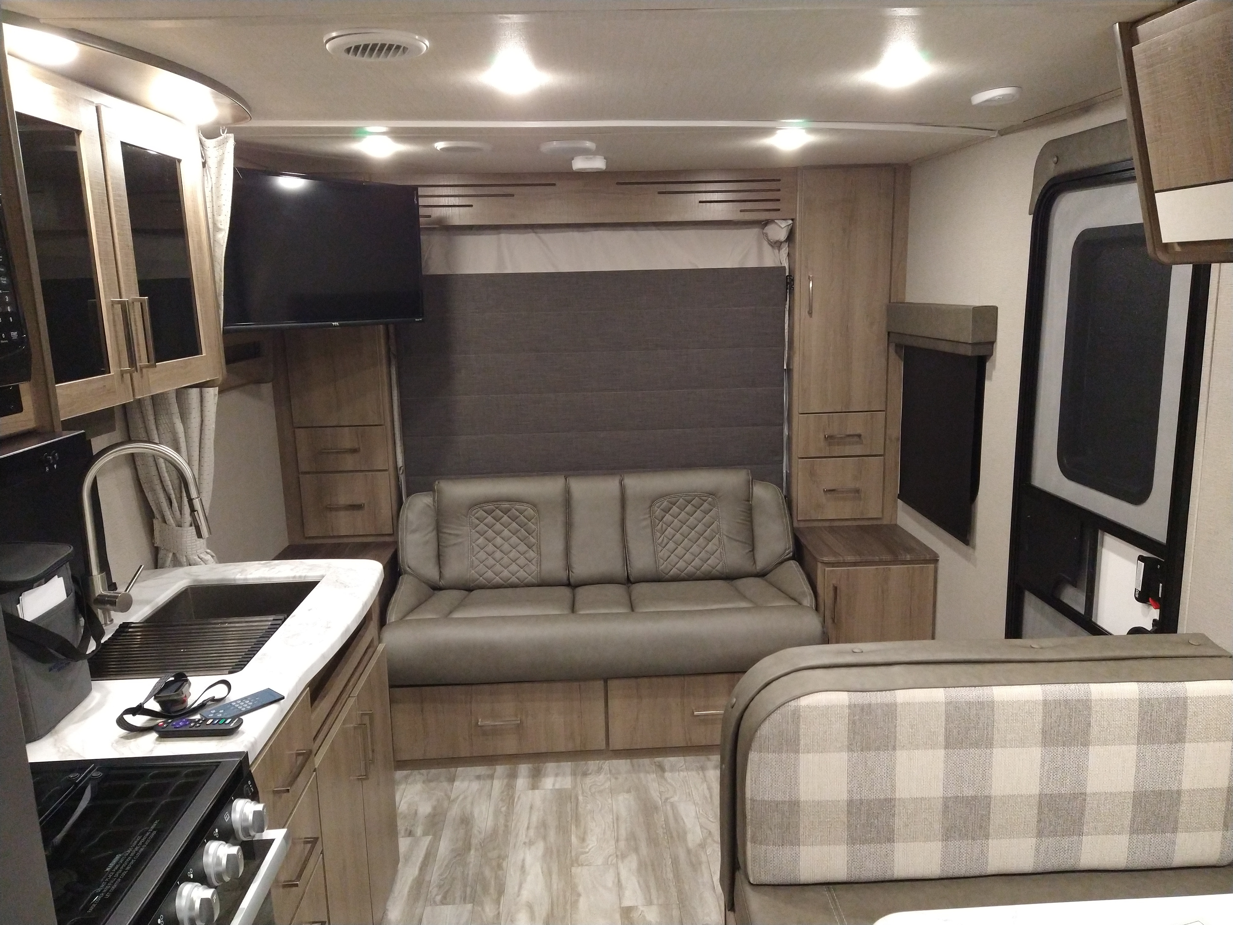 2022 Grand Design IMAGINE XLS 21BHE in cincinnati OH