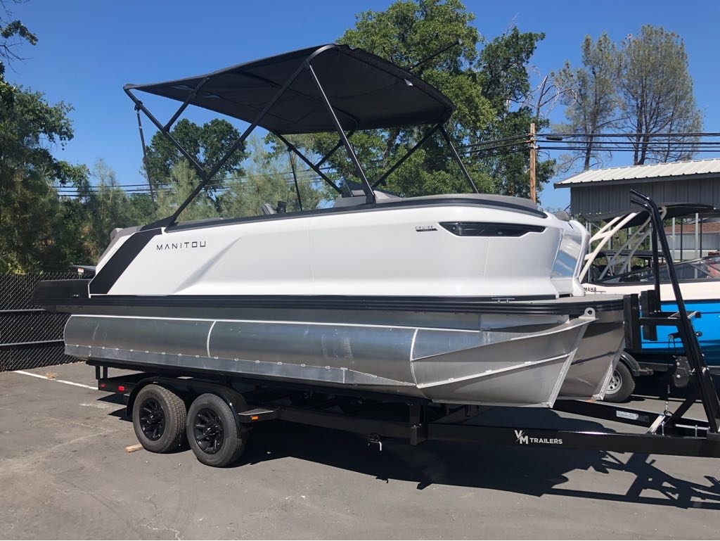 2025 Manitou 20 CRUISE BENCH STEALTH 22 MAX SWITCHBACK in redding CA