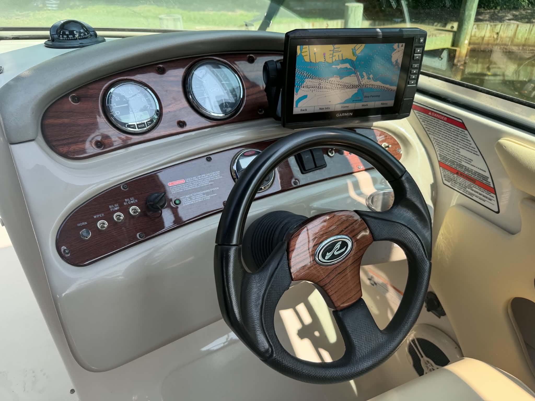 2025 Sea Ray 240 SUNDECK in west islip NY