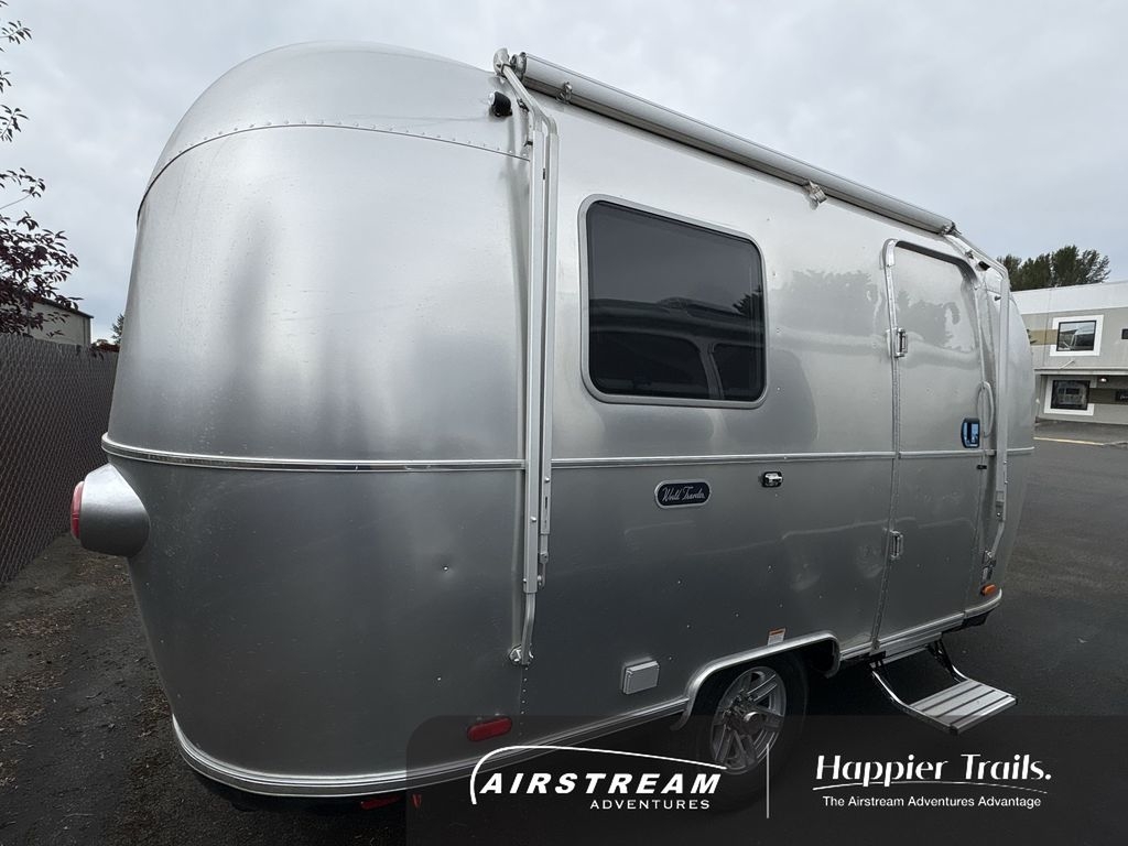2027 Airstream World Traveler 17RB in milton WA