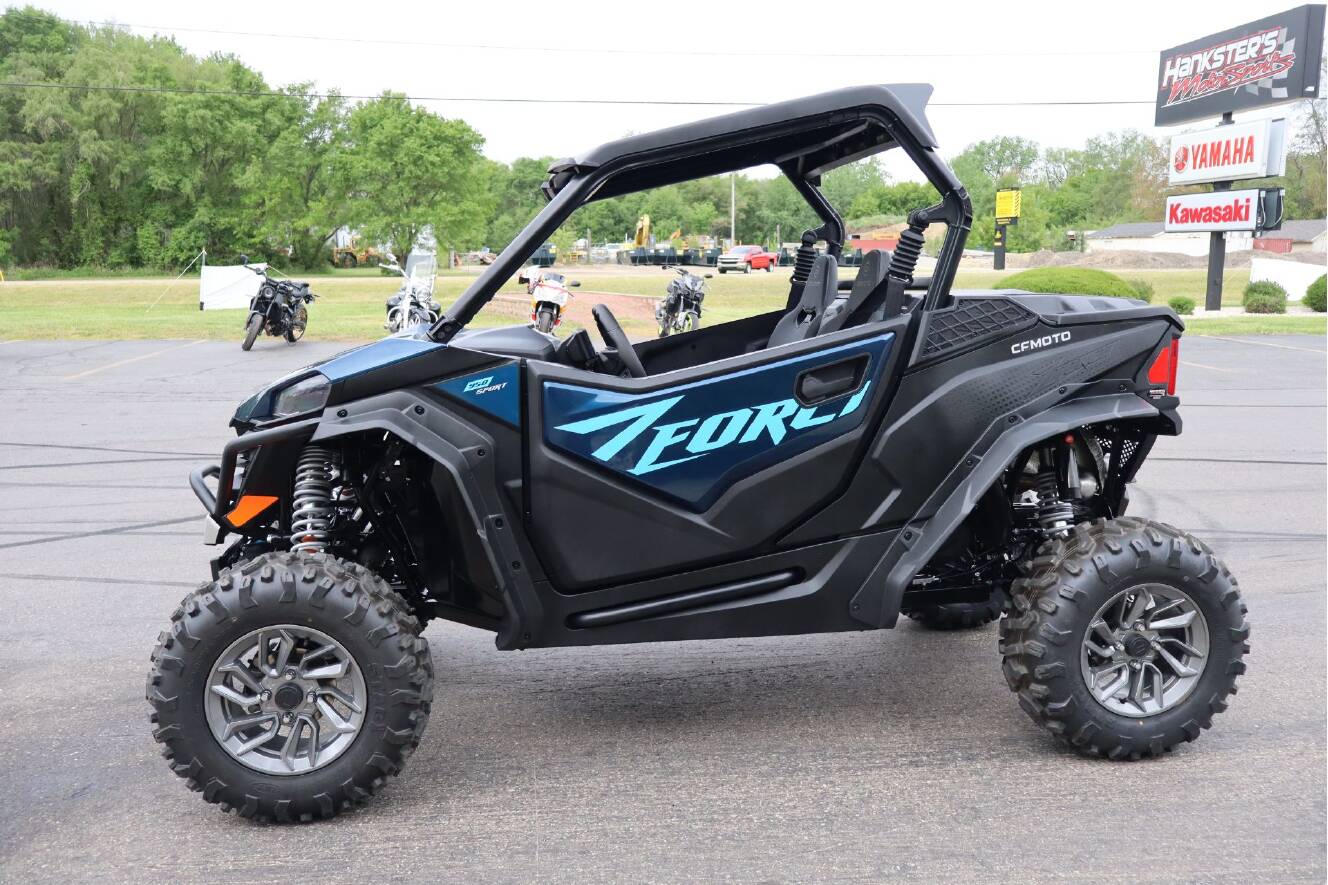 A photo of this 2025 CFMOTO ZForce 950 Sport