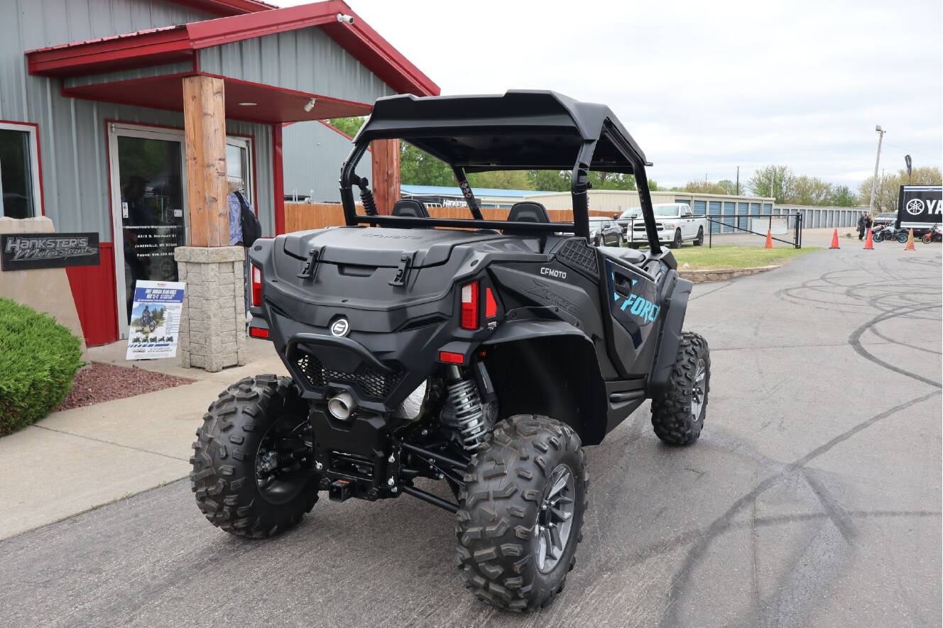A photo of this 2025 CFMOTO ZForce 950 Sport
