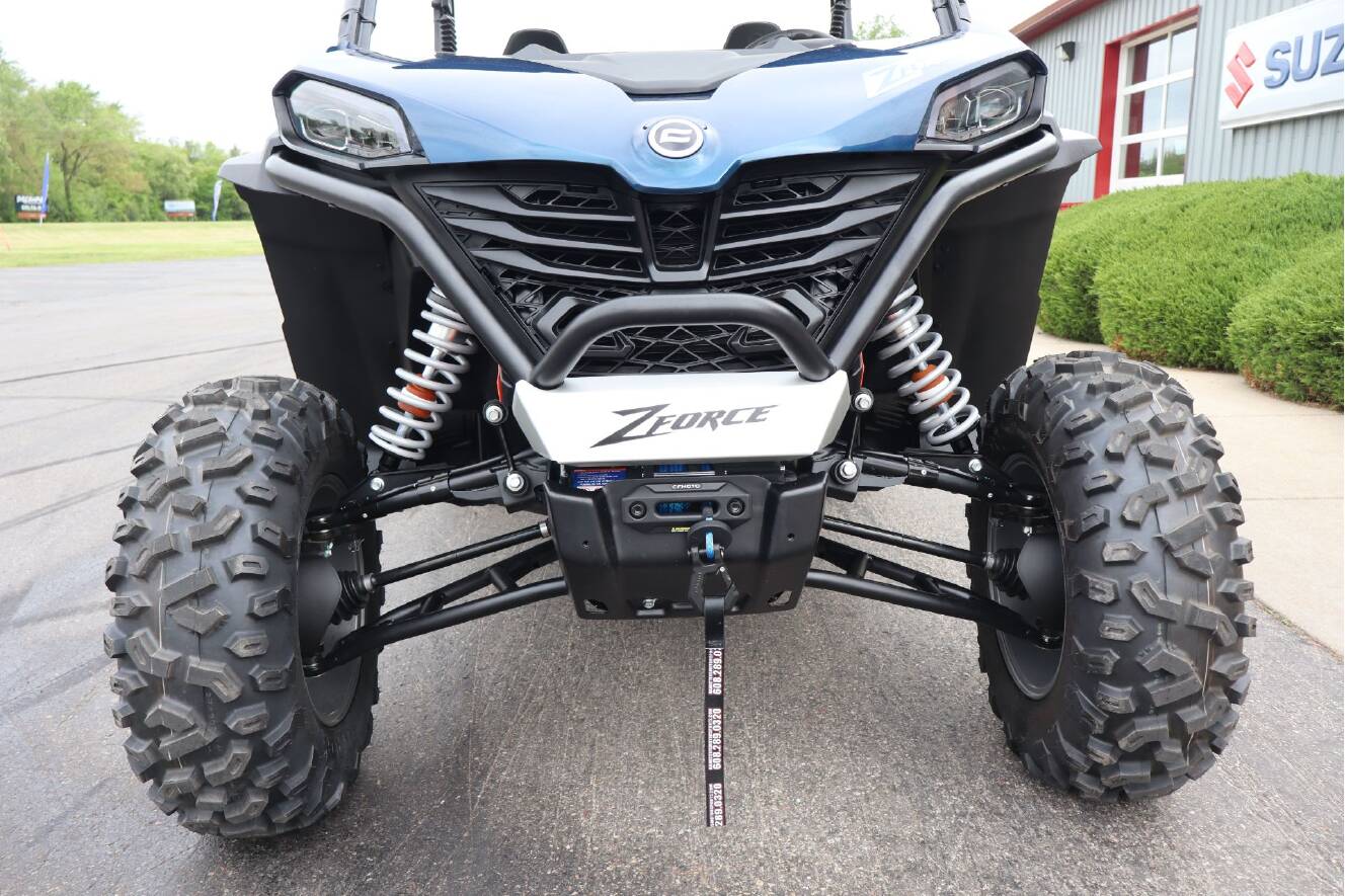 A photo of this 2025 CFMOTO ZForce 950 Sport