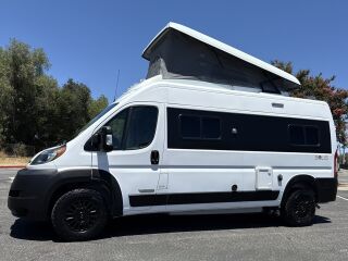 2021 WINNEBAGO SOLIS 59P
