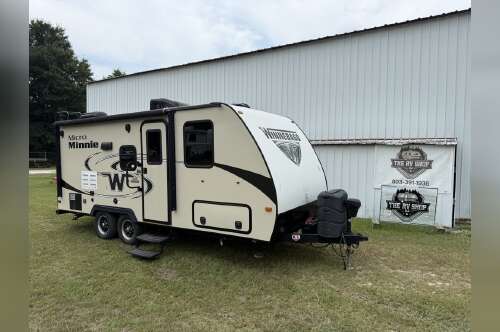 2019 Winnebago MICRO MINNIE 2108DS in leesville SC