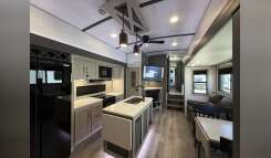 2024 Forest River WILDWOOD HERITAGE GLEN 375FAM RV