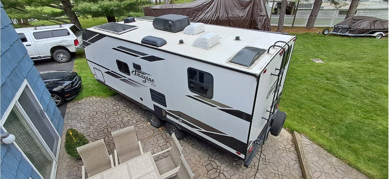 A photo of this 2021 Grand Design IMAGINE XLS 21BHE