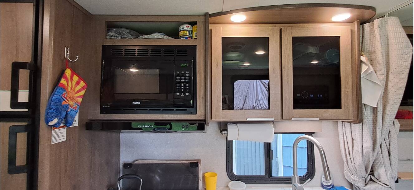 A photo of this 2021 Grand Design IMAGINE XLS 21BHE