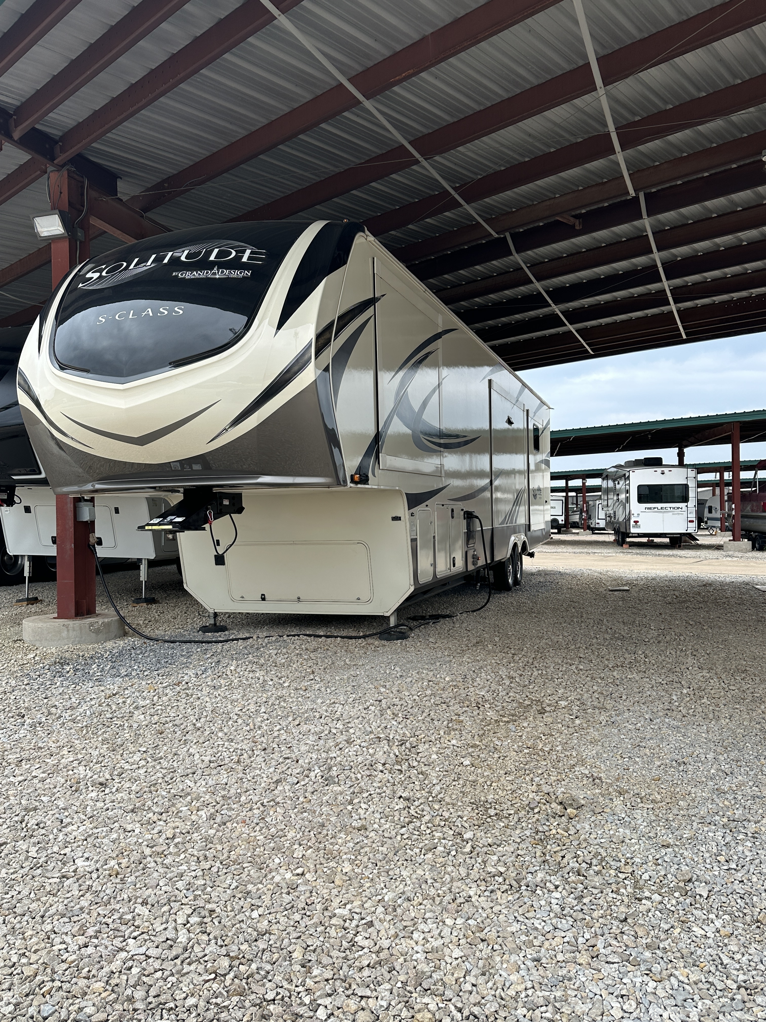 2020 Grand Design SOLITUDE S-CLASS 3950BH RV