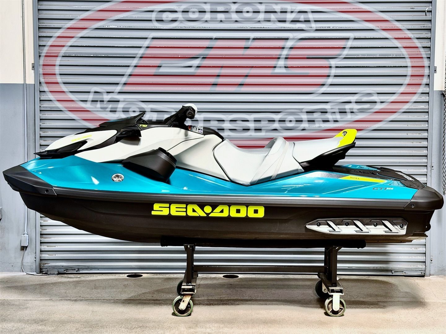 2026 Sea-Doo GTI SE 170 + Tech Package, Audio, iDF, iBR SE 170 TECH PACKAGE WITH AUDIO IDF AND IBR in corona CA